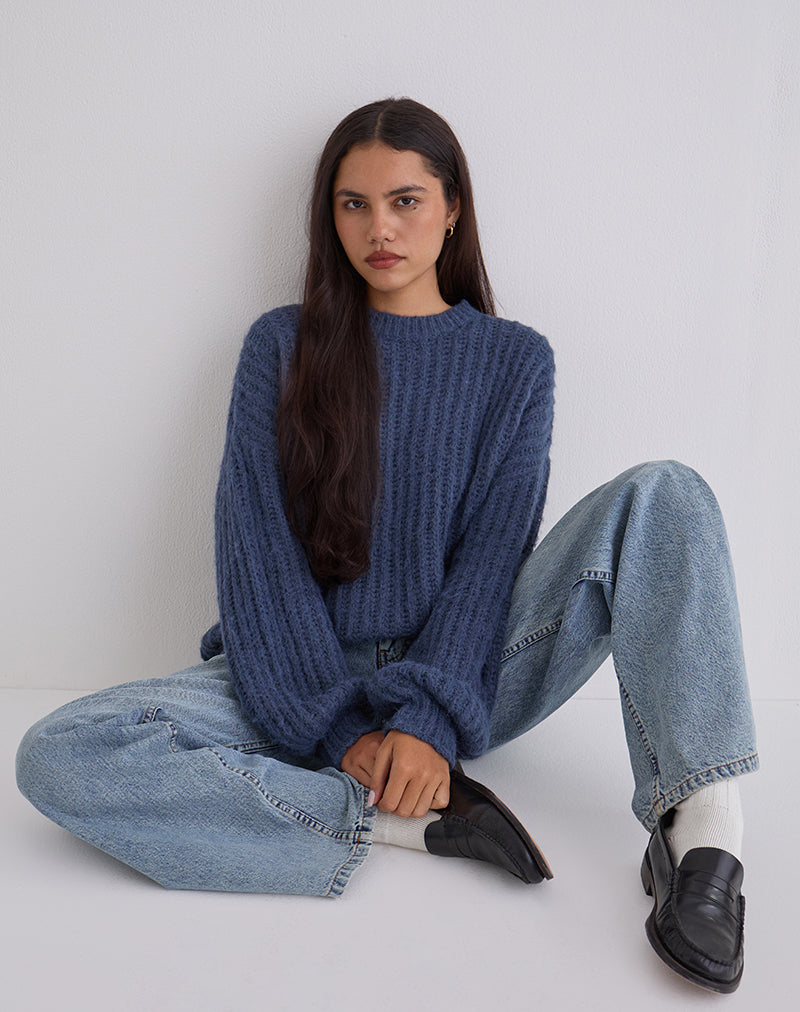 Daren-Oversized-Knitted-Jumper-in-Navy-3849