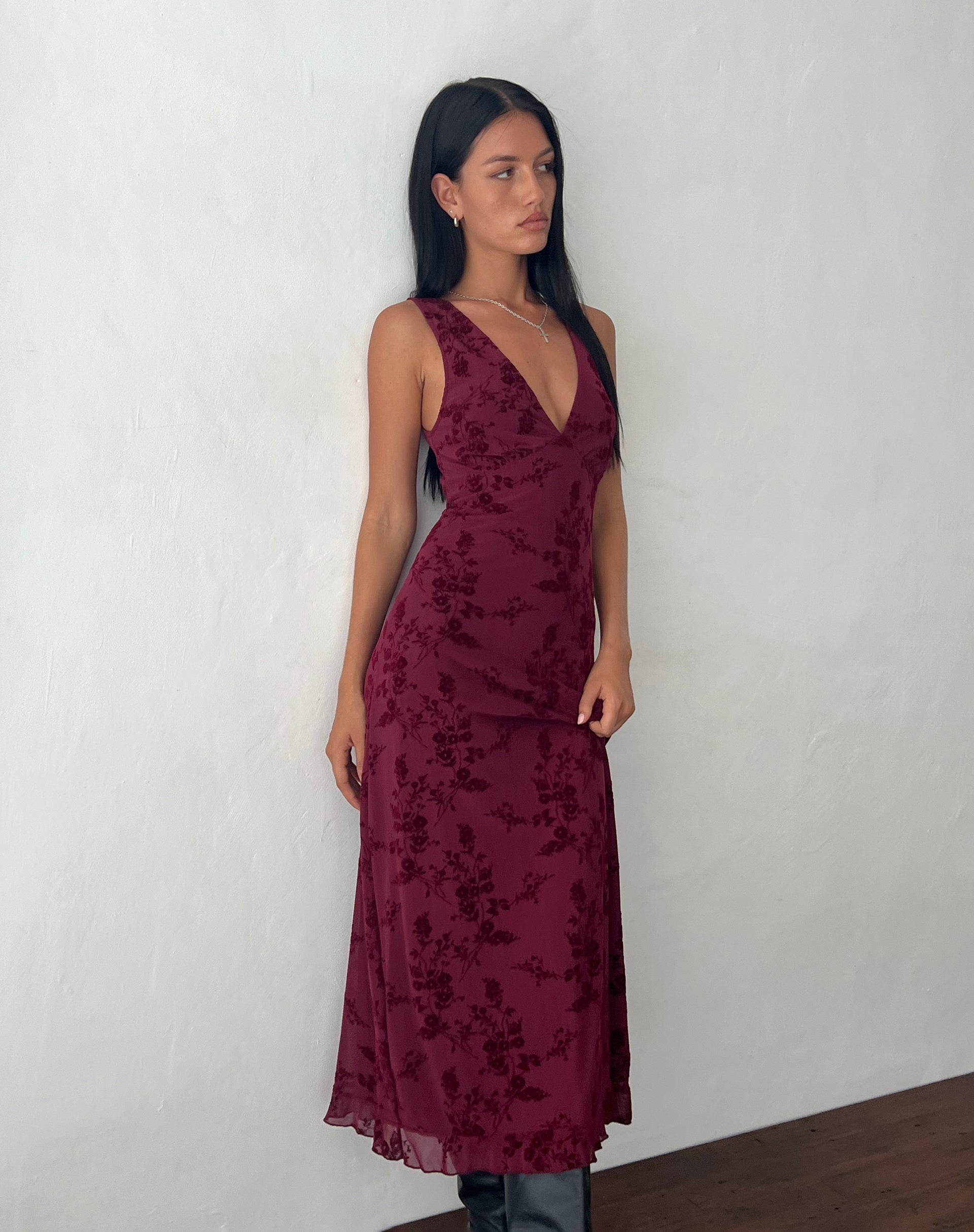 GABRIELA-DRESS-BOTANICAL-FLOWER-MAROON-_6