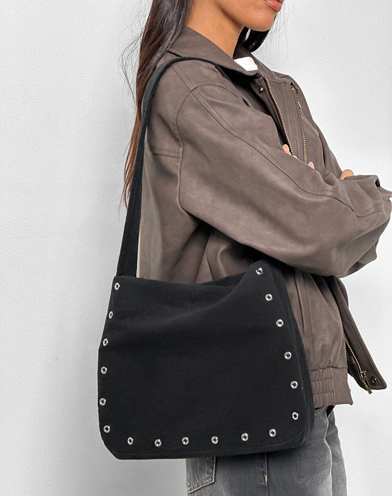 GUNDAR-EYELET-BAG-BABYCORD-BLACK_4524_57fa8f9b-cef3-4652-b333-0f671c3ff9e2