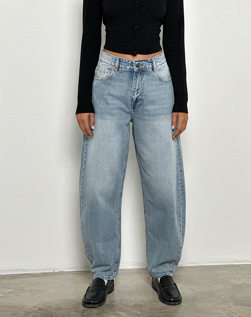 HIGH-RISE-BARREL-JEAN-IN-BLEU_2682-copy