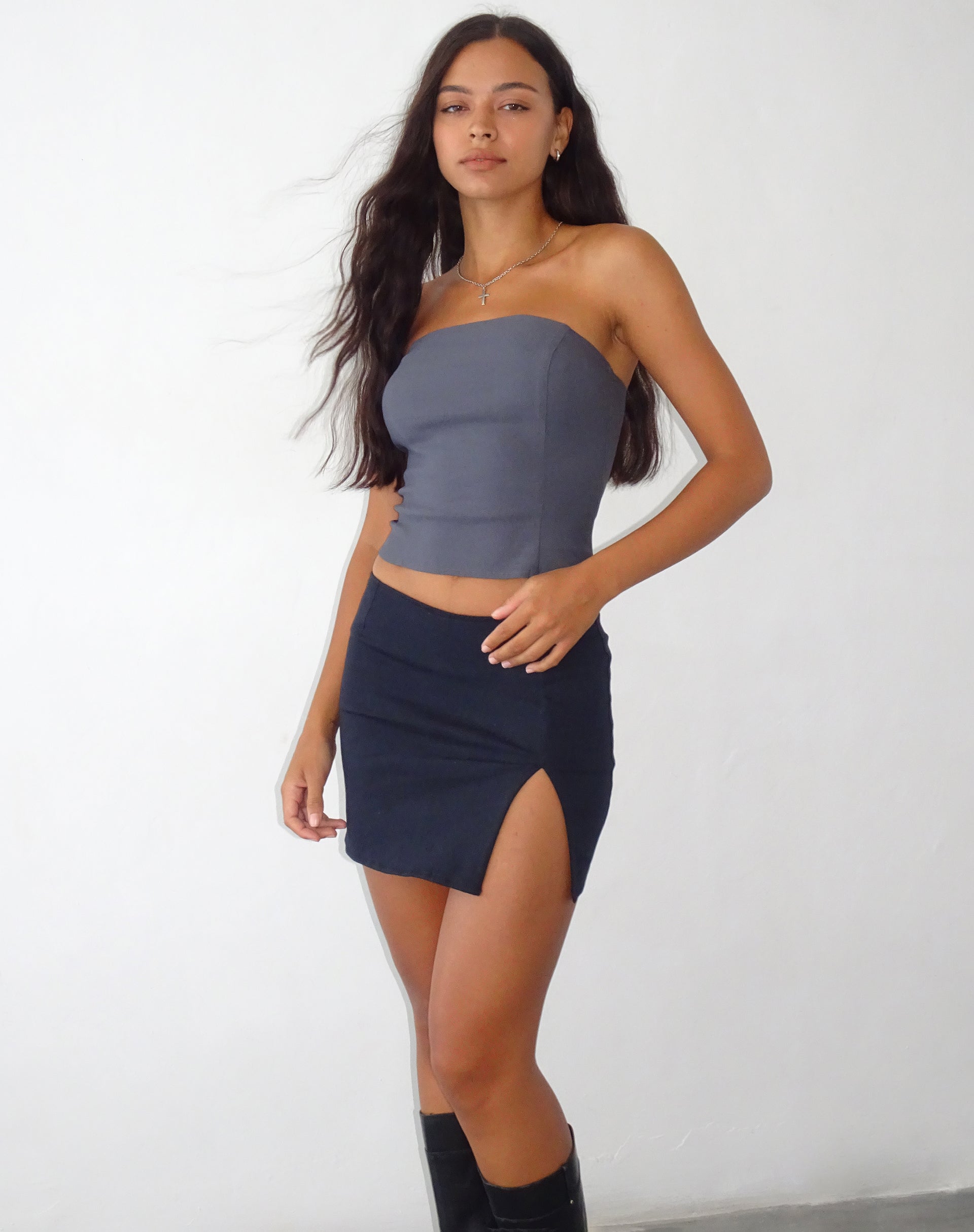 Pelma-Mini-Skirt-in-Twill-Black-_15
